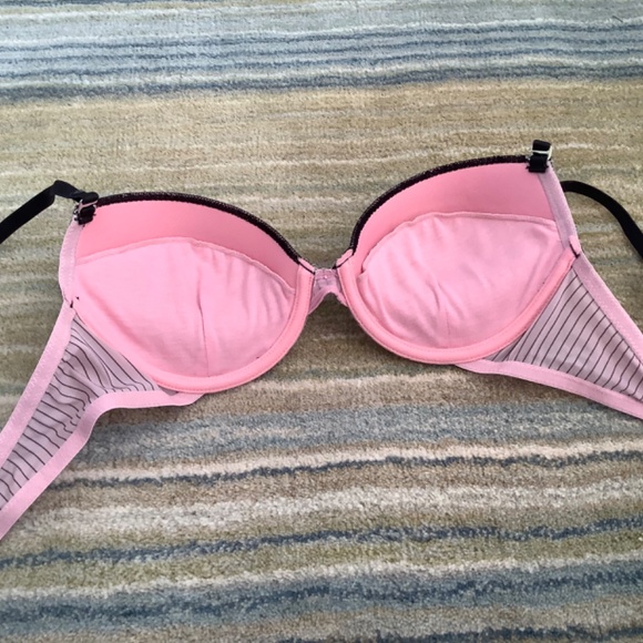 Bra - Picture 3 of 3